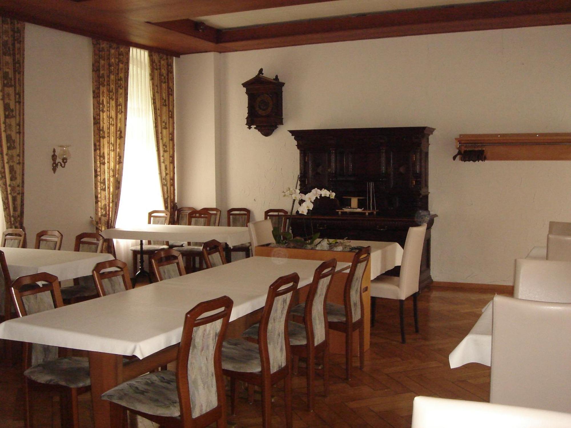 Hotel Eden