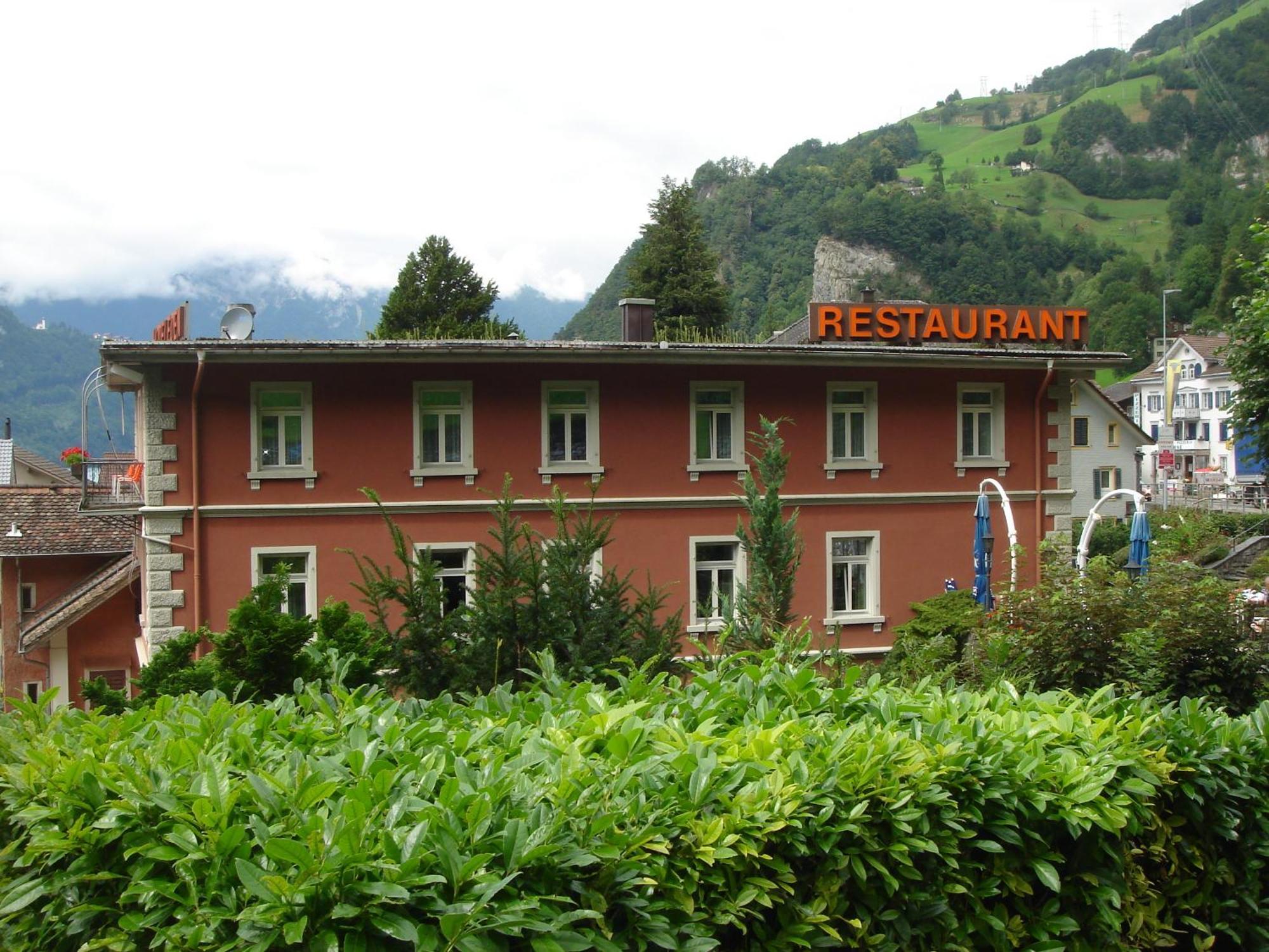Hotel Eden