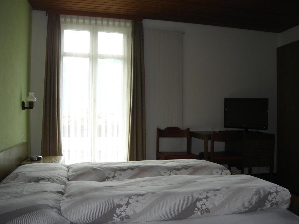 Hotel Eden Sisikon